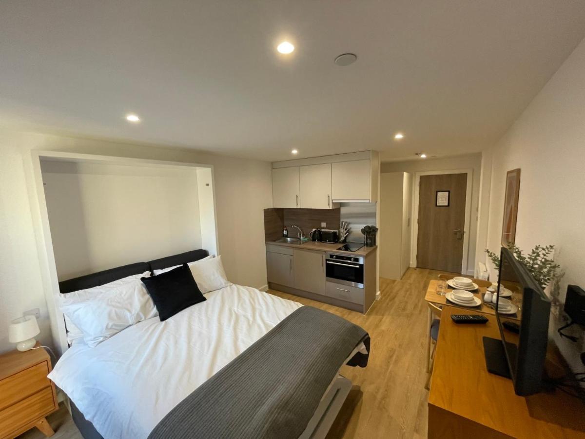Chic Apartments And Studios At The Point In แอเบอร์ดีน ภายนอก รูปภาพ