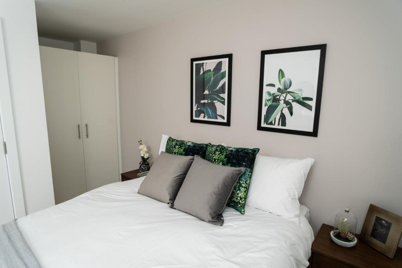 Chic Apartments And Studios At The Point In แอเบอร์ดีน ภายนอก รูปภาพ