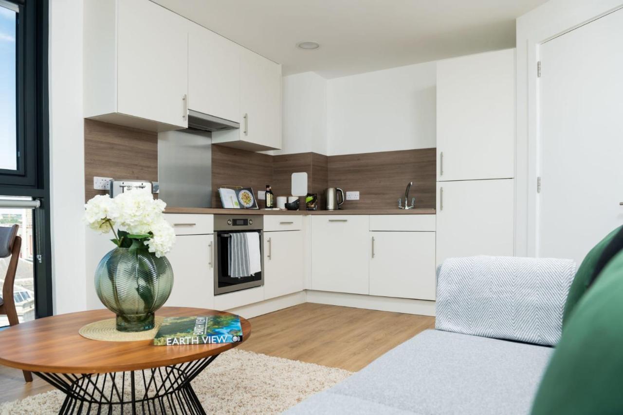 Chic Apartments And Studios At The Point In แอเบอร์ดีน ภายนอก รูปภาพ