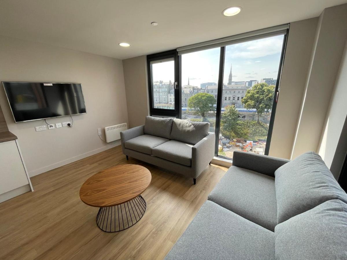 Chic Apartments And Studios At The Point In แอเบอร์ดีน ภายนอก รูปภาพ